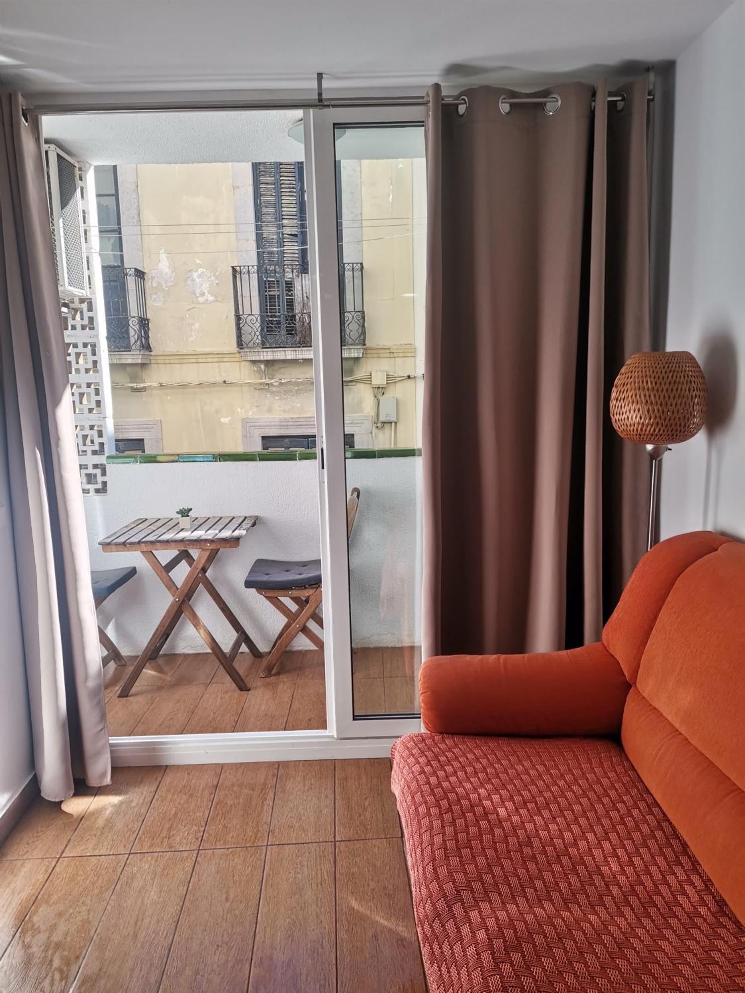Apartamento Centrico En Calella Bagian luar foto